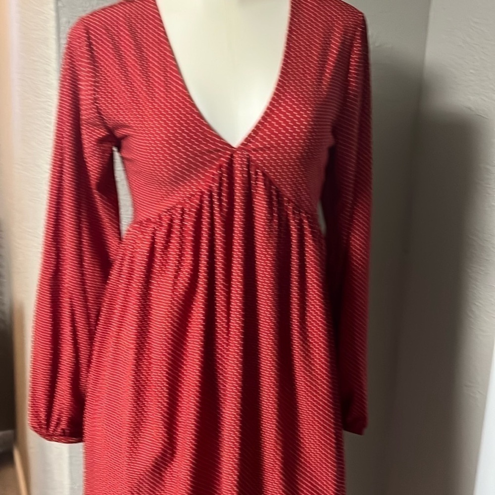 Polyester, long sleeve V-neck dress red and white or tunic